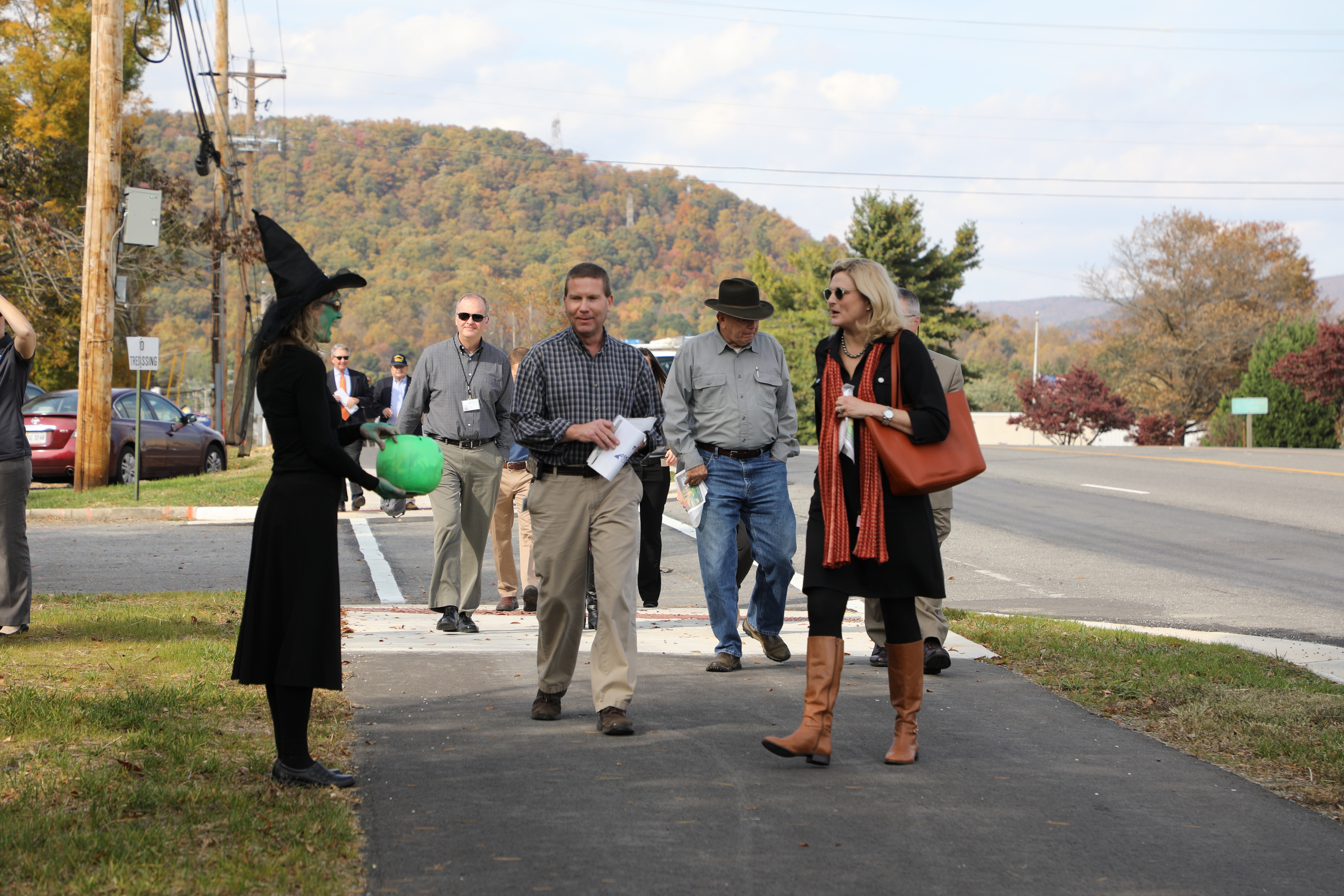 Ribbon Cutting 10/31/18